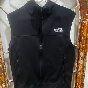 The North Face Windwall Men's Black Vest Medium